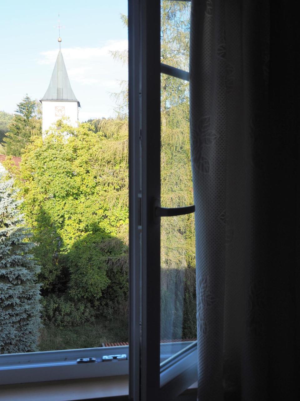 Landgasthof Zum Schwarzen Grat Isny im Allgäu Dış mekan fotoğraf