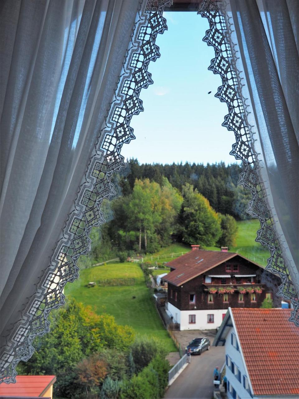 Landgasthof Zum Schwarzen Grat Isny im Allgäu Dış mekan fotoğraf